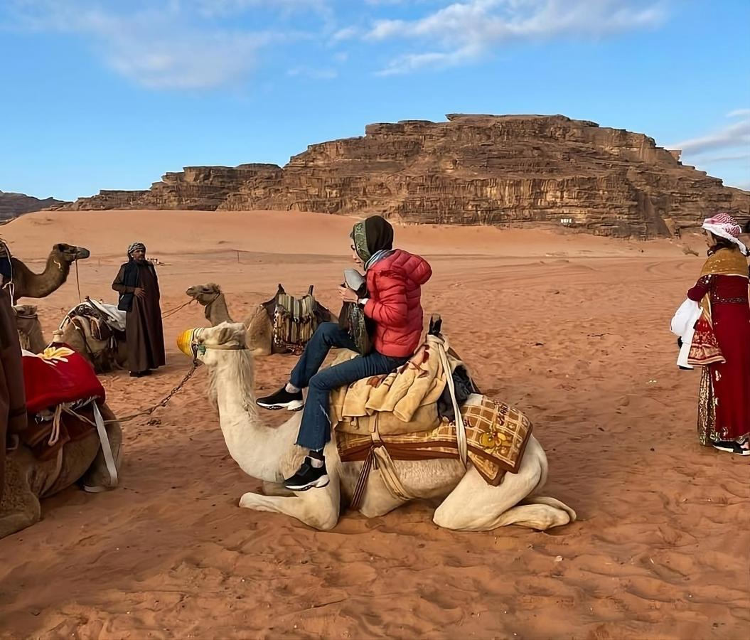 Hotel مخيم جبل بردى Jabal Burdah Camp Wadi Rum Zewnętrze zdjęcie